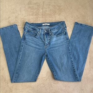 Levi’s Blue Women's Jeans - Size 27